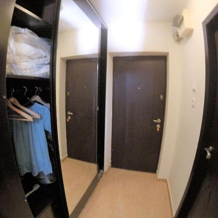 Garsoniera Linistita Zona Vitan Bukarest Exteriör bild